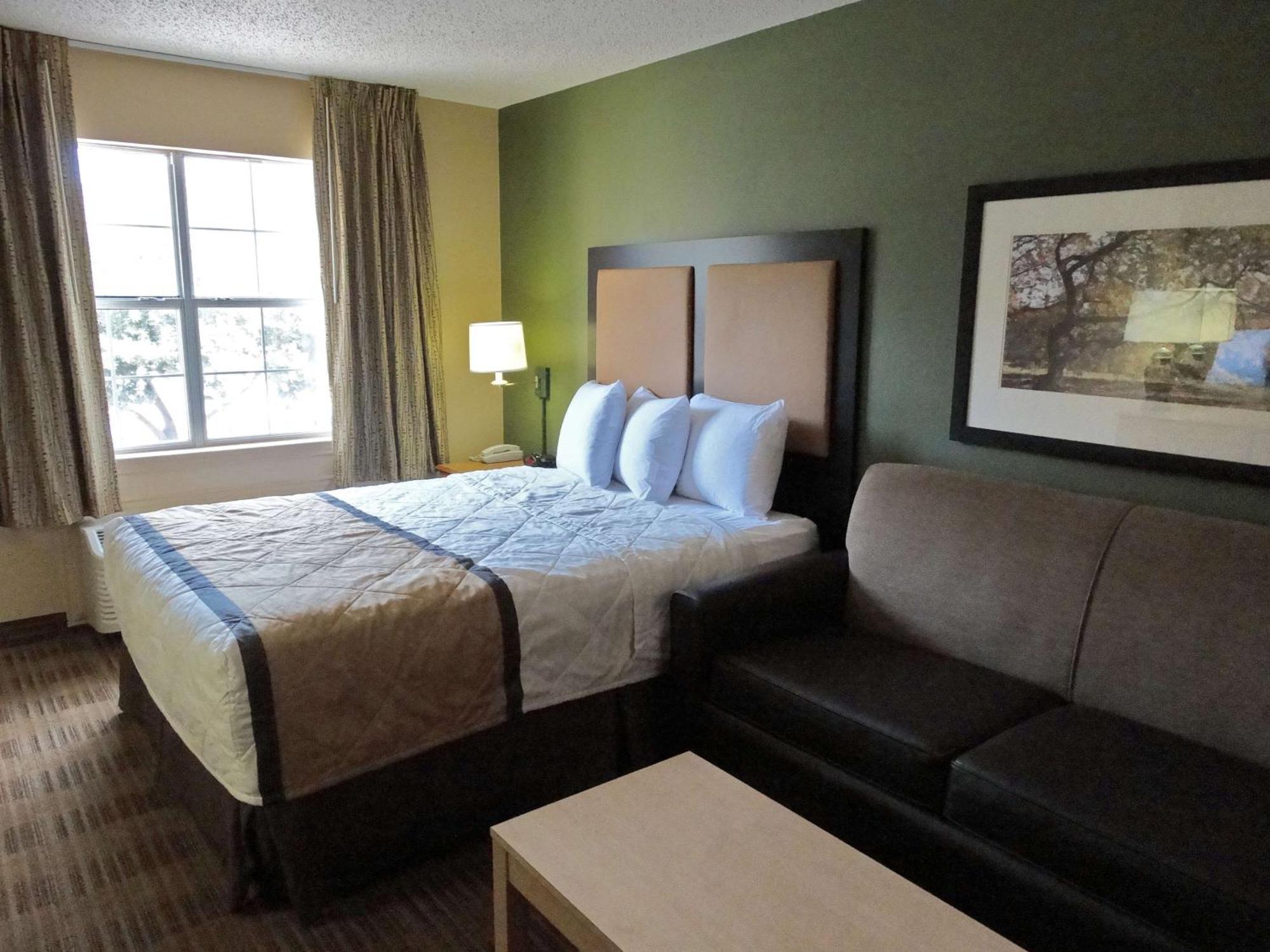 Extended Stay America Suites - San Antonio - Airport Exterior foto